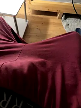 xy_monkeyBigCock live sex cam