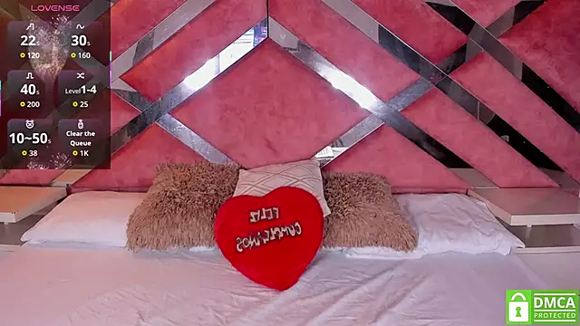 Lily_Queen30's cam snapshot