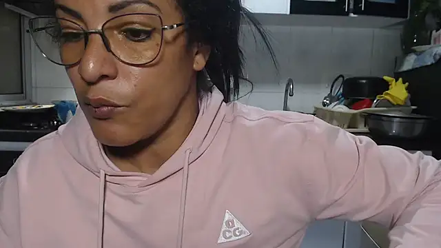 kateleyagrey's cam snapshot