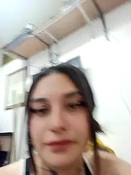 Ema_goddess live sex cam