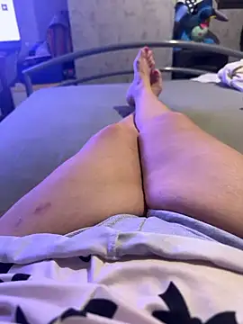 Lylyetcedric's cam snapshot