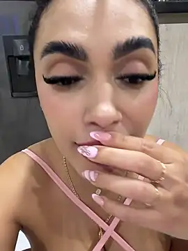 emma_andrew1's cam snapshot