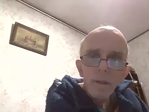 mariusica1@xh live sex cam