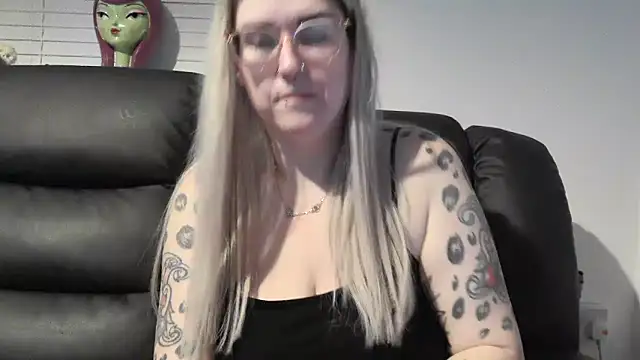 Sizzling_Indie36 live sex cam