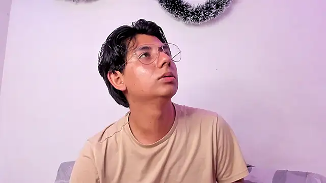 king_Eric30's cam snapshot