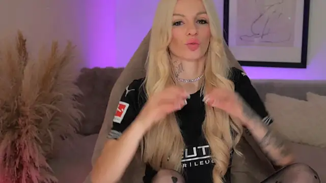 KairaKampen live sex cam