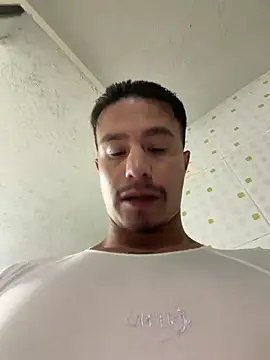 DominickVegas live sex cam