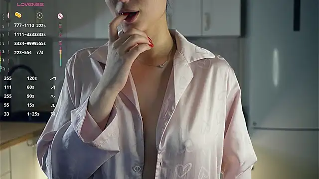 TyraEspina live sex cam