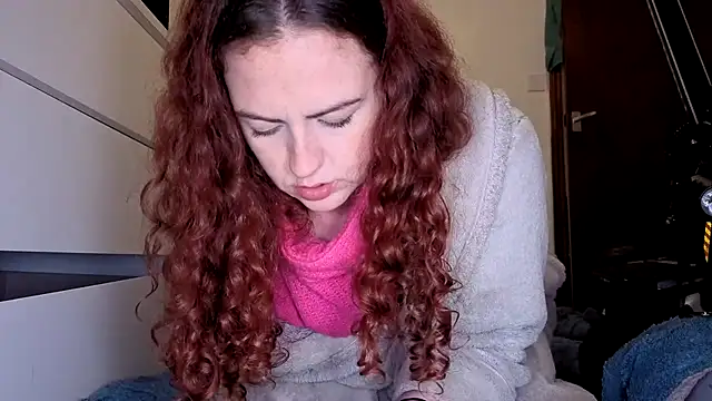 ENGLISHEMILY_69's cam snapshot