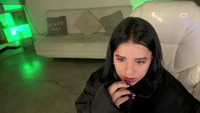 Nicole_Foxx_'s cam snapshot