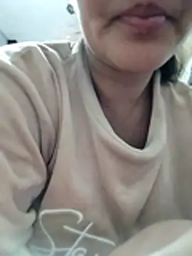 lolo890 live sex cam