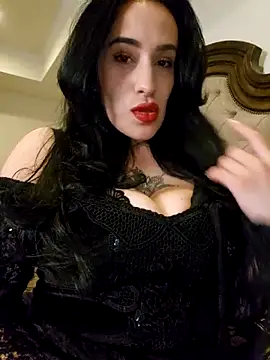 BustyVampyre live sex cam