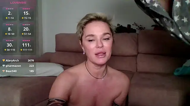 PleasureWeCouple live sex cam