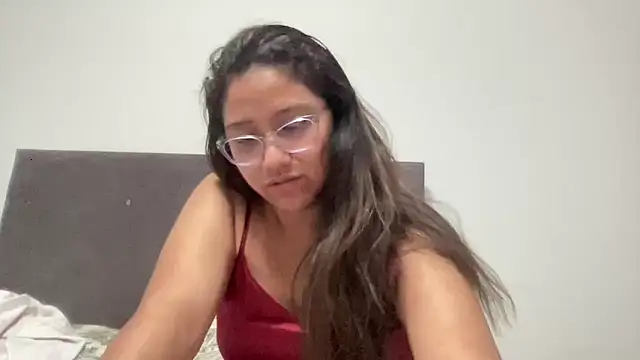 Kmiii21 live sex cam