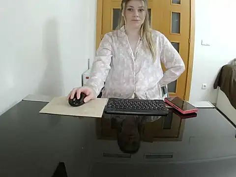 Adelyxveex's cam snapshot