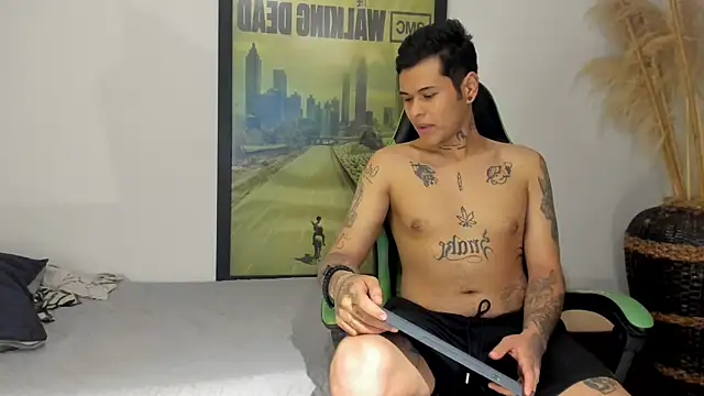 jamesinked_ live sex cam