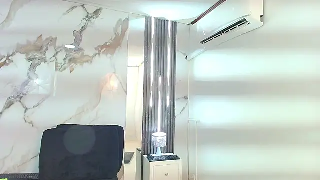 MayaBaker's cam snapshot