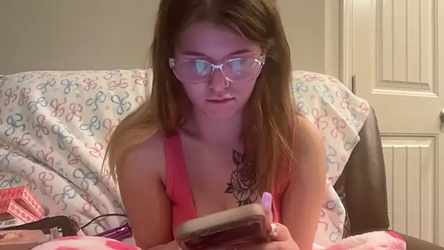 Riley_ray69's cam snapshot