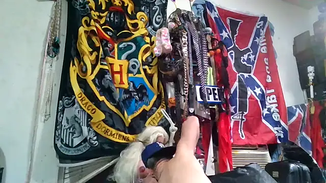 slinginbigD's cam snapshot