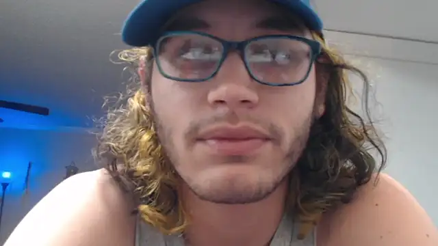 zacthefeetguy's cam snapshot