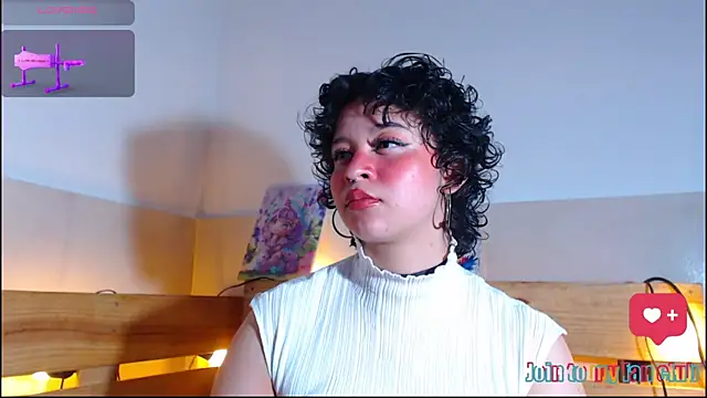 Bitsy_Messy's cam snapshot