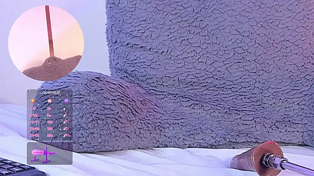 SyrelleMilf live sex cam