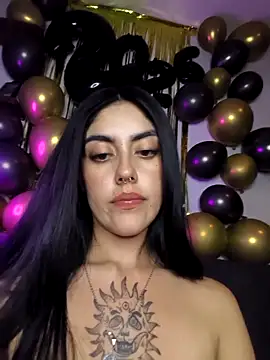 Mazikeen-- live sex cam