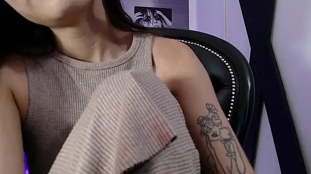 aleesha_cameron02's cam snapshot