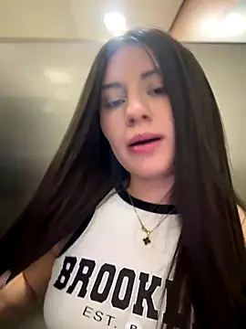 Isabella21_'s cam snapshot