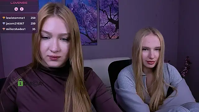 playful_sophie's cam snapshot