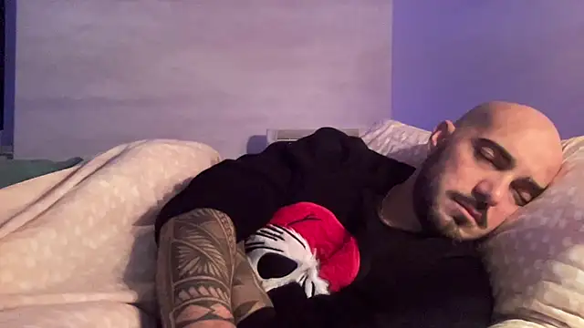 alessandromori91's cam snapshot