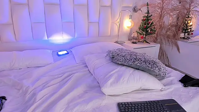 LissaBaker's cam snapshot