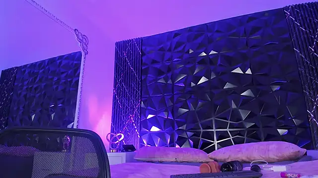 CamileHolmes's cam snapshot