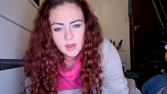 ENGLISHEMILY_69's cam snapshot