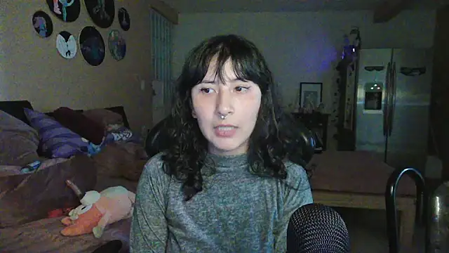 GinnyDelice live sex cam