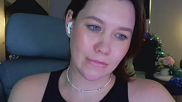 katy__moonj's cam snapshot