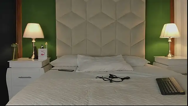 scarlettTease_'s cam snapshot