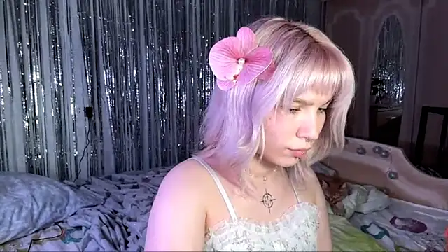 LolaDollyMur's cam snapshot