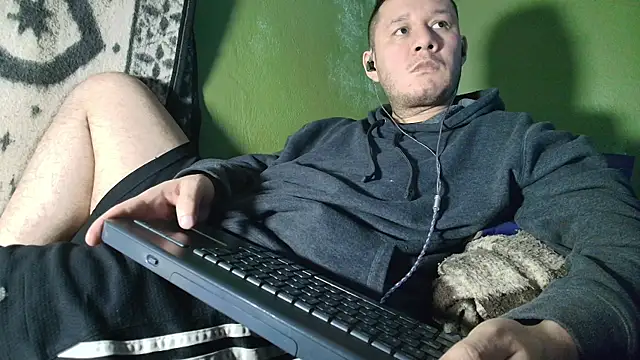 sweet_cock28's cam snapshot