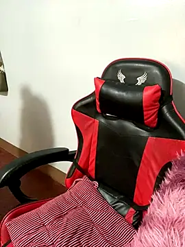 _BellaHotty_'s cam snapshot