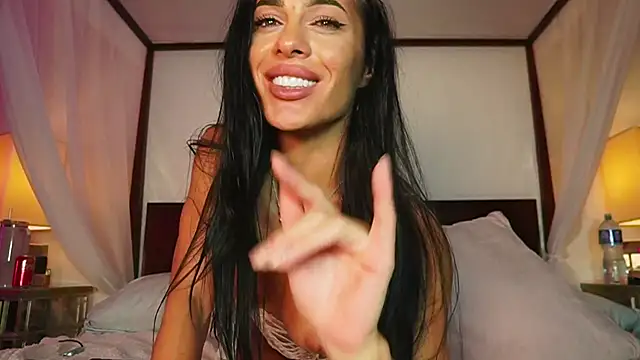 Katyerave live sex cam