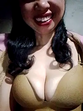 TRIEUTRIEU20's cam snapshot