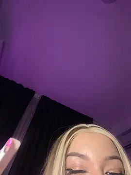 LuvJasmin's cam snapshot