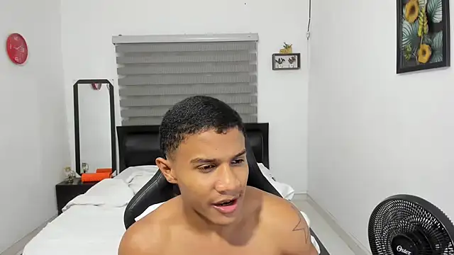 corzoethan live sex cam