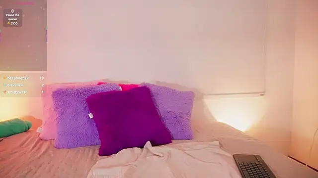 miami_18_'s cam snapshot