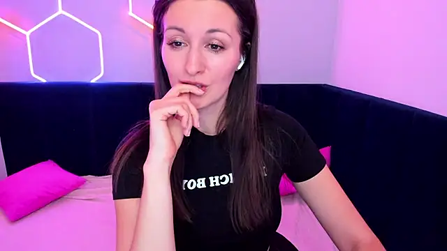 Joan_Nelson's cam snapshot