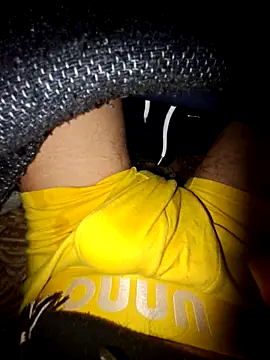 lechito22_R live sex cam