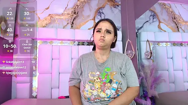 SaraLondon13's cam snapshot