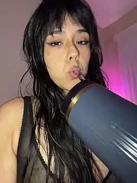 Evie-Luna live sex cam