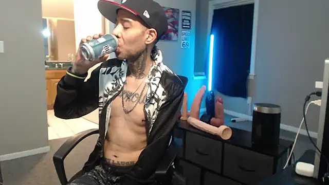 Michigan9000 live sex cam